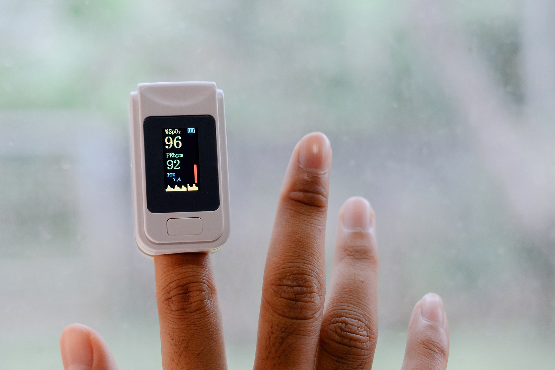 Descubre cómo los wearables ayudan a prevenir problemas venosos, mejorar la circulación y fomentar el cuidado proactivo de tus venas. ¡Anticípate con tecnología inteligente!